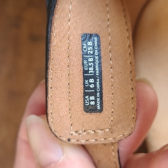 EUC Spenco Sandals Women's sz 8B Jasmine Ankle Strap Black/Gold Flat Sandals - Picture 11 of 11